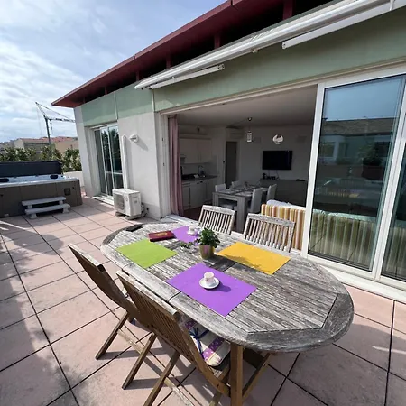 Penthouse - Jacuzzi - Terrace - Parking - 2 Pools Apartment Antibes