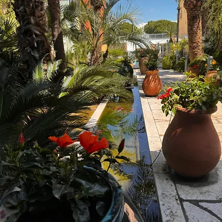 Apartment Penthouse - Jacuzzi - Terrace - Parking - 2 Pools